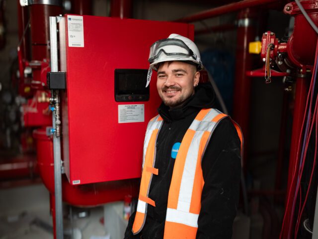 photo of Šildymo sistemų montuotojas